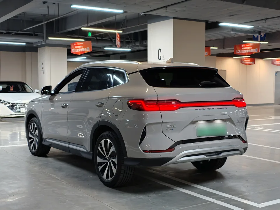 BYD Song PLUS DM DM-i Champion Edition 110KM Flagship Model 2024 — миниатюра 4