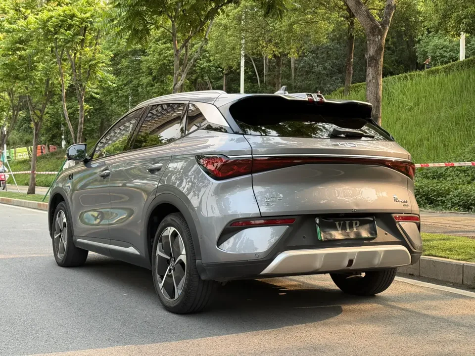 BYD Yuan Plus Intelligent Driving Edition 510KM Excellence Edition 2025 — миниатюра 2