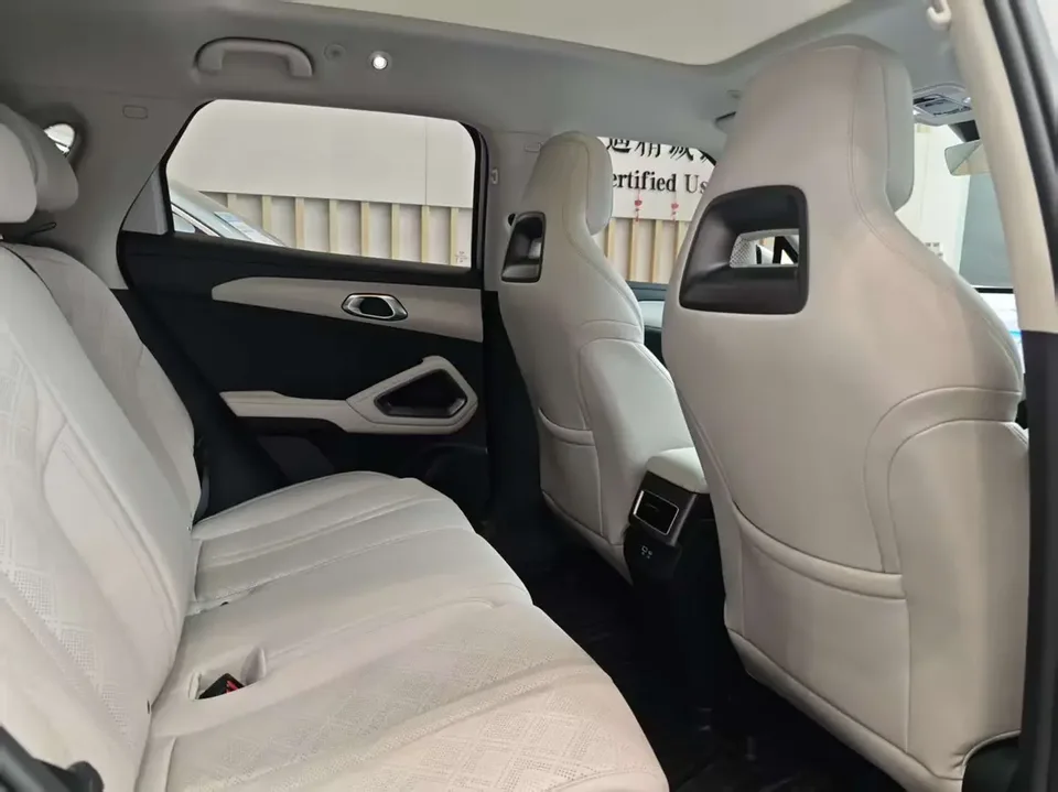 BYD Yuan Up Intelligent Driving Edition 401KM Leading Model 2025 — миниатюра 4