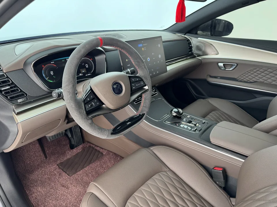 BYD Han DM DM-i Champion Edition 121KM Prestige Edition 2024 — миниатюра 4