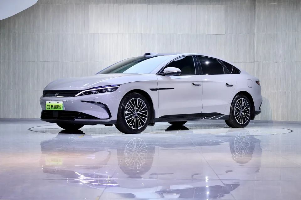 BYD Han DM 2025