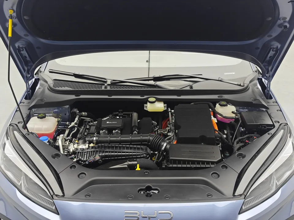 BYD Seal 06DM Intelligent Driving Edition DM-i 120KM Premium Edition 2025 — миниатюра 4