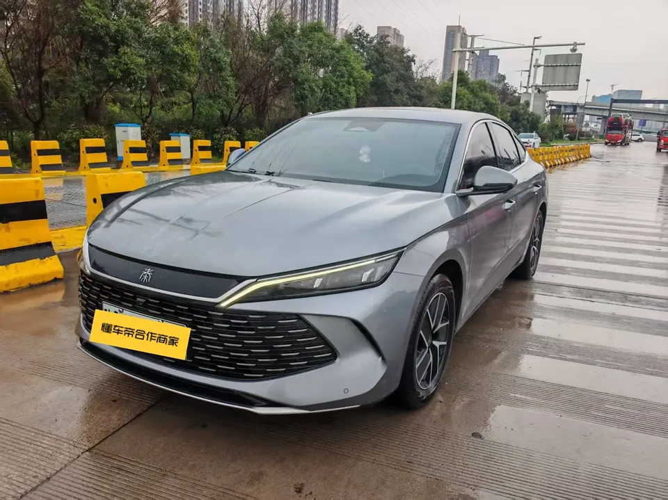 BYD Qin L DM 2024