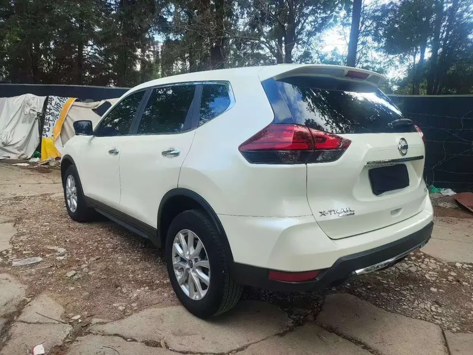 Nissan X-Trail Qijun 2022 Modified 2.0L 2WD Intelligent Connection Comfort Edition 2023 — thumbnail 4
