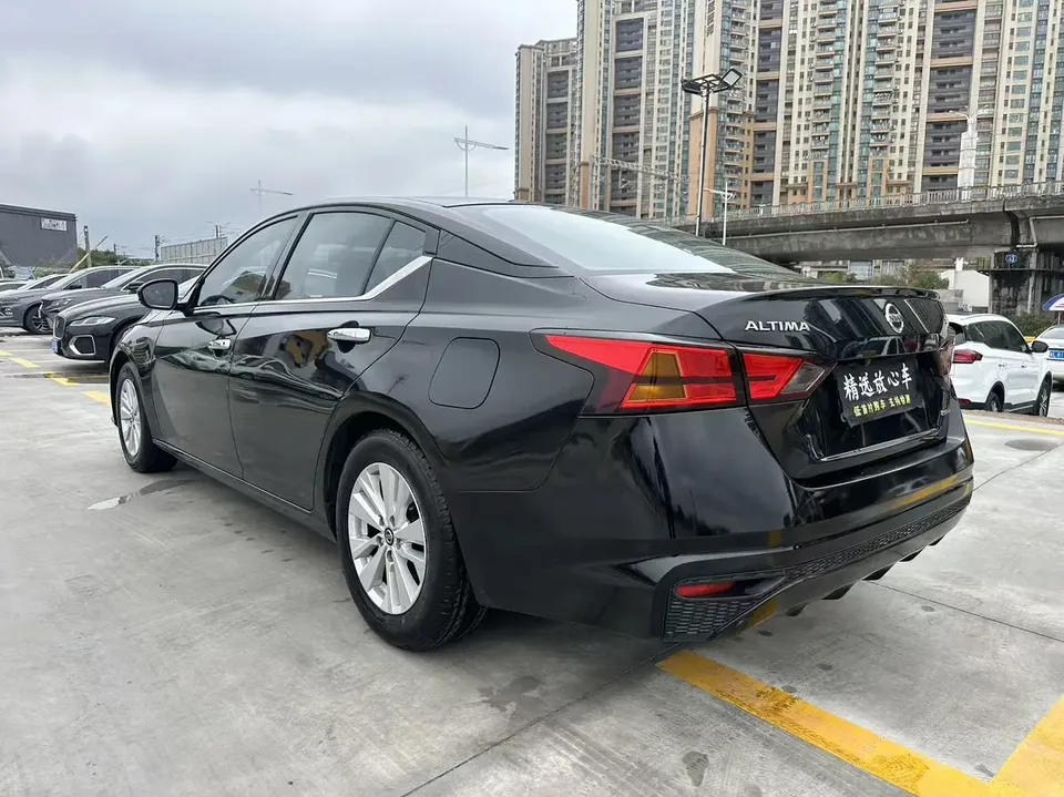 Nissan Altima Teana 2021 2.0L XE Exclusive Edition 2022 — миниатюра 2