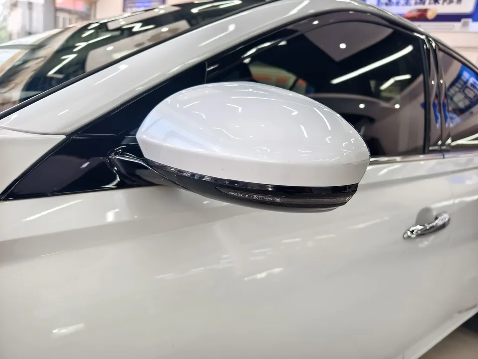 Nissan Altima 2.0L XE Pure Edition 2023 — миниатюра 3