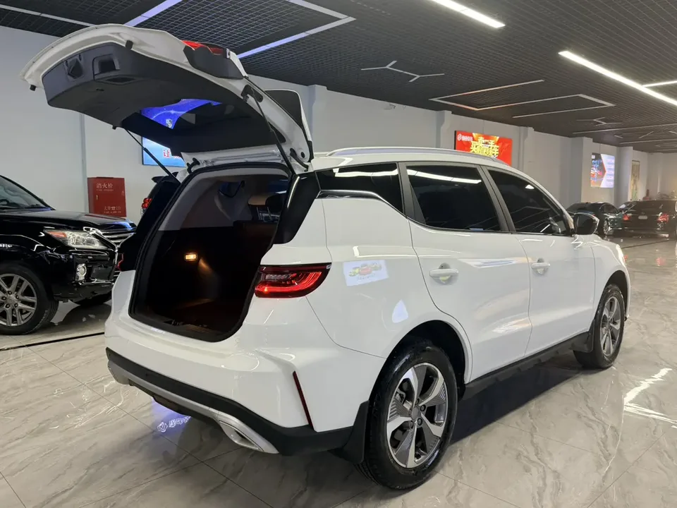 Geely Okavango Haoyue PRO 2024 1.5TD DCT vertical and horizontal + 2025 — thumbnail 2