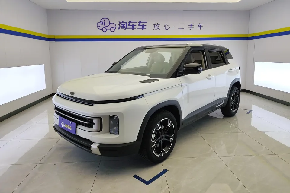 Geely ICON 2024