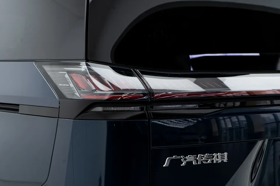 GAC Trumpchi E8 PHEV Trumpchi E8 PHEV 2024 2.0ATK 150km MAX version 2024 — миниатюра 2