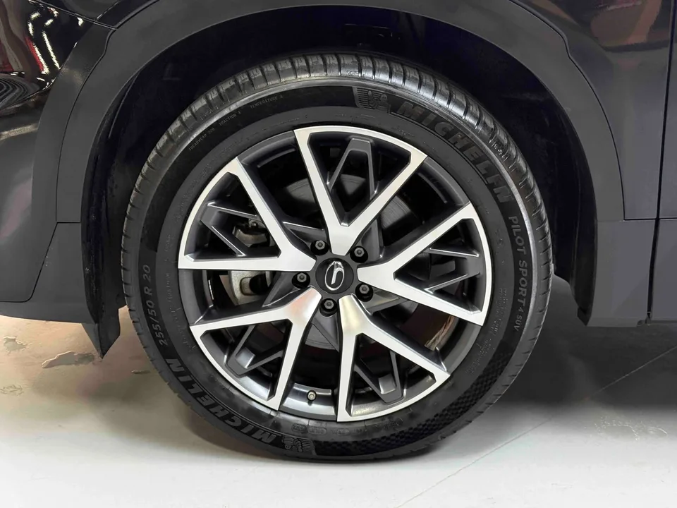 GAC Trumpchi GS8 Trumpchi GS8 2022 Pilot Series 2.0TGDI 2WD Premium Edition 7 Seaters 2023 — миниатюра 5