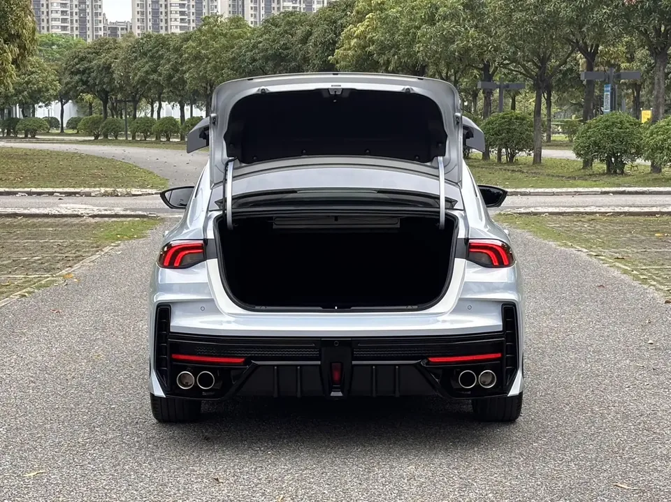 GAC Trumpchi Shadow Leopard 400T Automatic R Pro 2024 — миниатюра 4