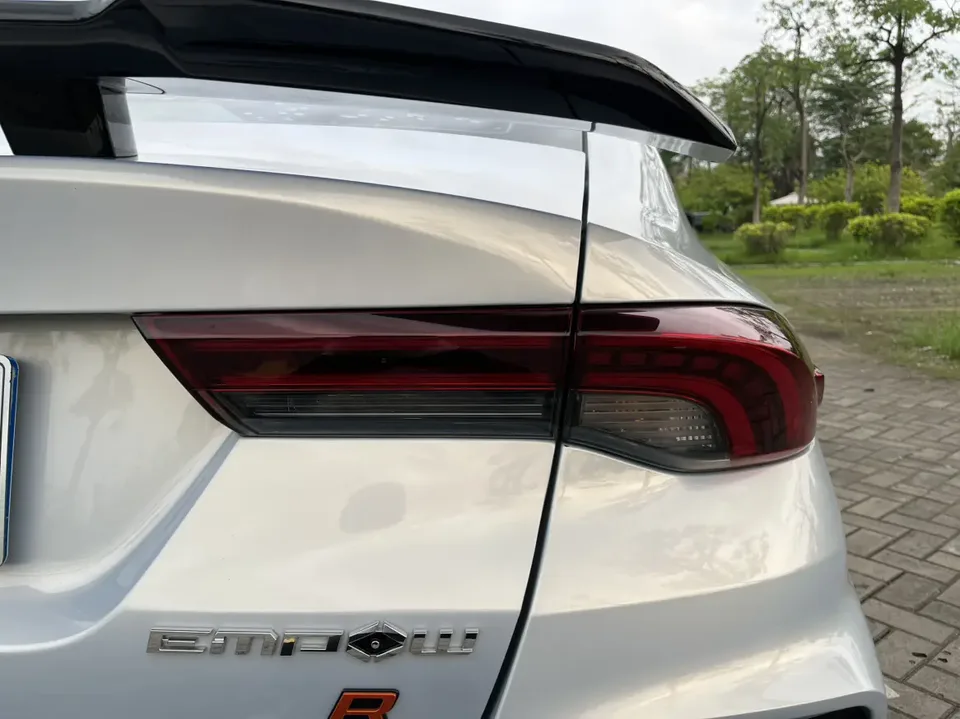 GAC Trumpchi Shadow Leopard 400T Automatic R Pro Edition 2024 — миниатюра 3