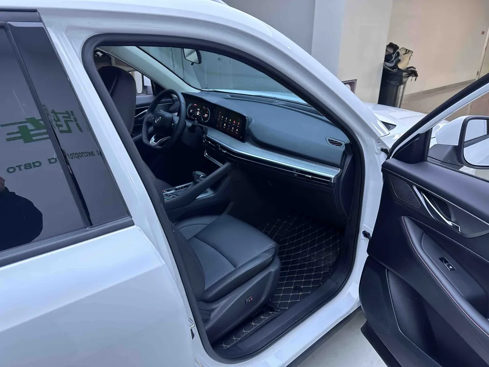 Changan CS35 Plus Blue Whale NE 1.4T DCT luxury model 2022 — миниатюра 3