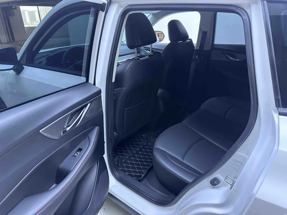 Changan CS35 Plus Blue Whale NE 1.4T DCT luxury model 2022 — миниатюра 5