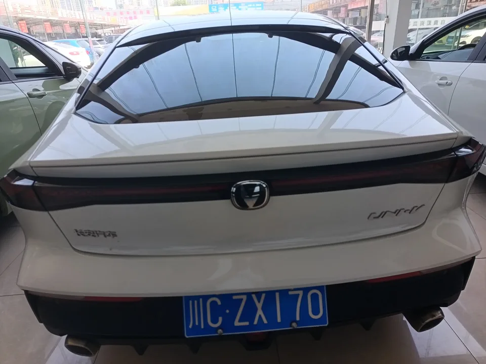 Changan UNI-V 1.5T Premium Edition 2023 — миниатюра 5