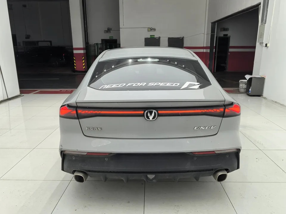 Changan UNI-V 1.5T Premium Edition 2023 — миниатюра 4
