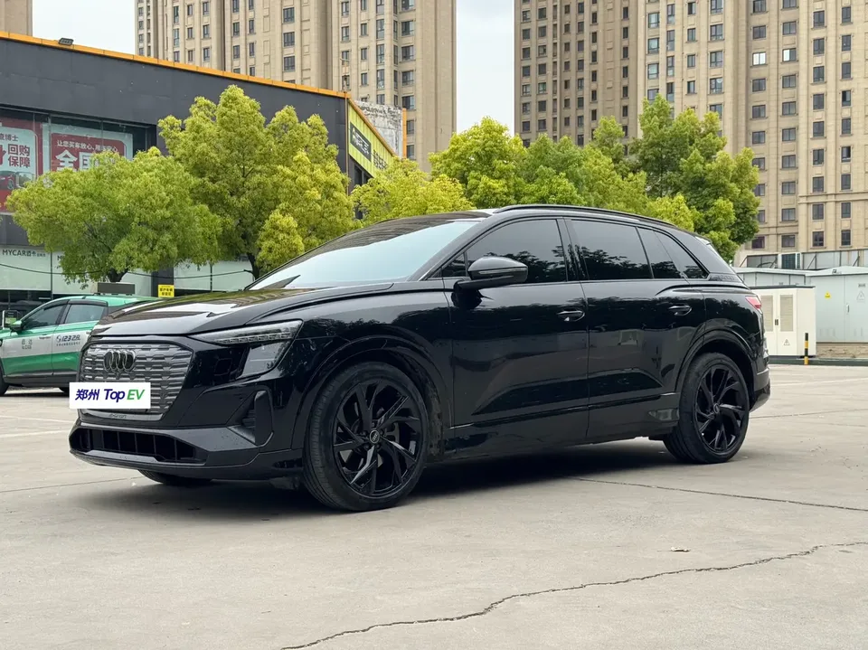 Audi Q5 e-tron 2023