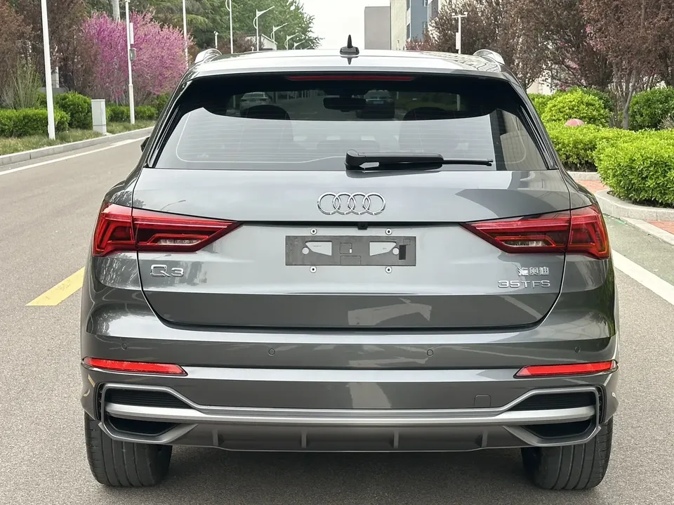 Audi Q3 Audi Q3 2022 35 TFSI Fashionable and Dynamic 2022 — миниатюра 5
