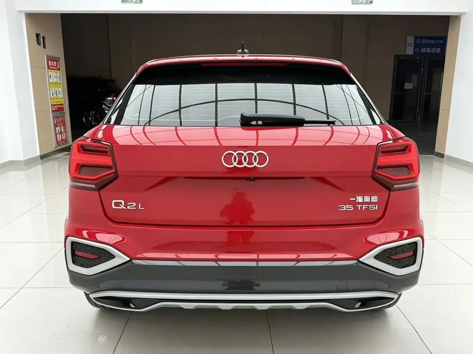 Audi Q2L Audi Q2L 2022 35 TFSI Fashionable and Elegant 2022 — миниатюра 5