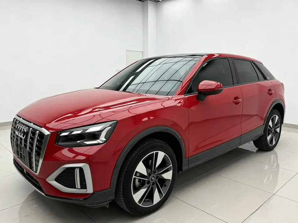 Audi Q2L Audi Q2L 2022 35 TFSI Fashionable and Elegant 2022 — фото 1, купить с доставкой в Москву