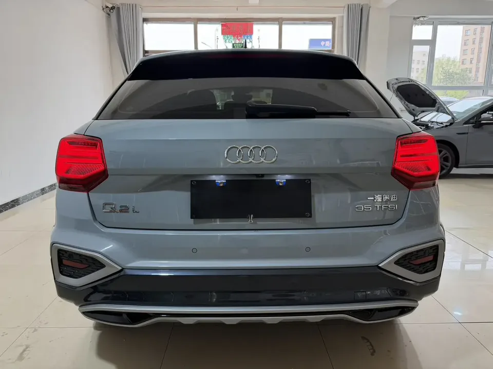 Audi Q2L Audi Q2L 2022 35 TFSI Enterprising and Elegant Model 2022 — миниатюра 2