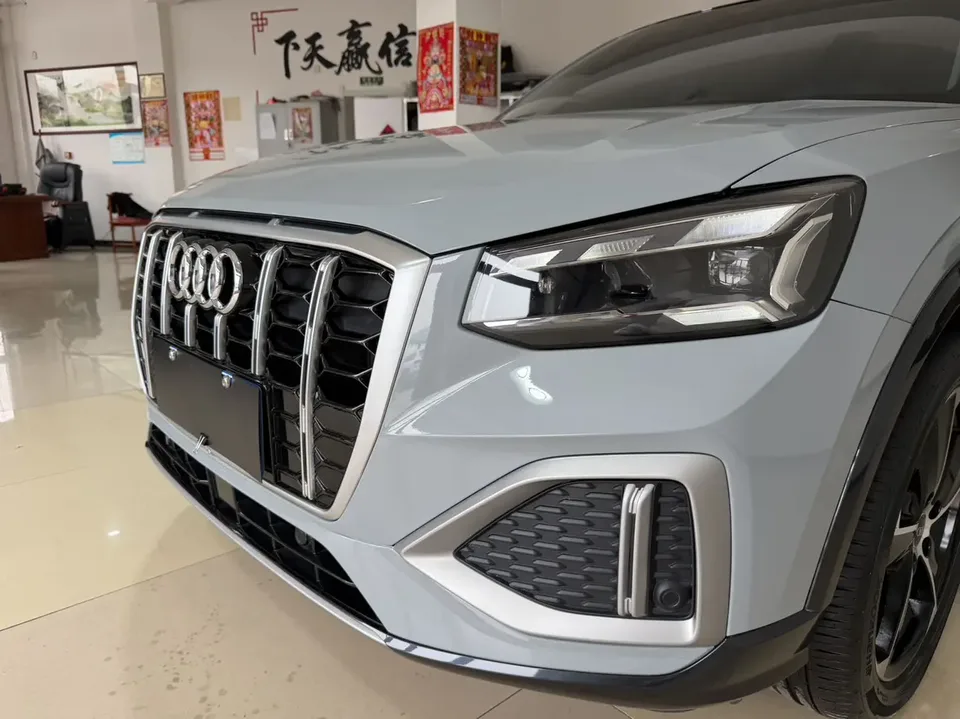 Audi Q2L Audi Q2L 2022 35 TFSI Enterprising and Elegant Model 2022 — миниатюра 4