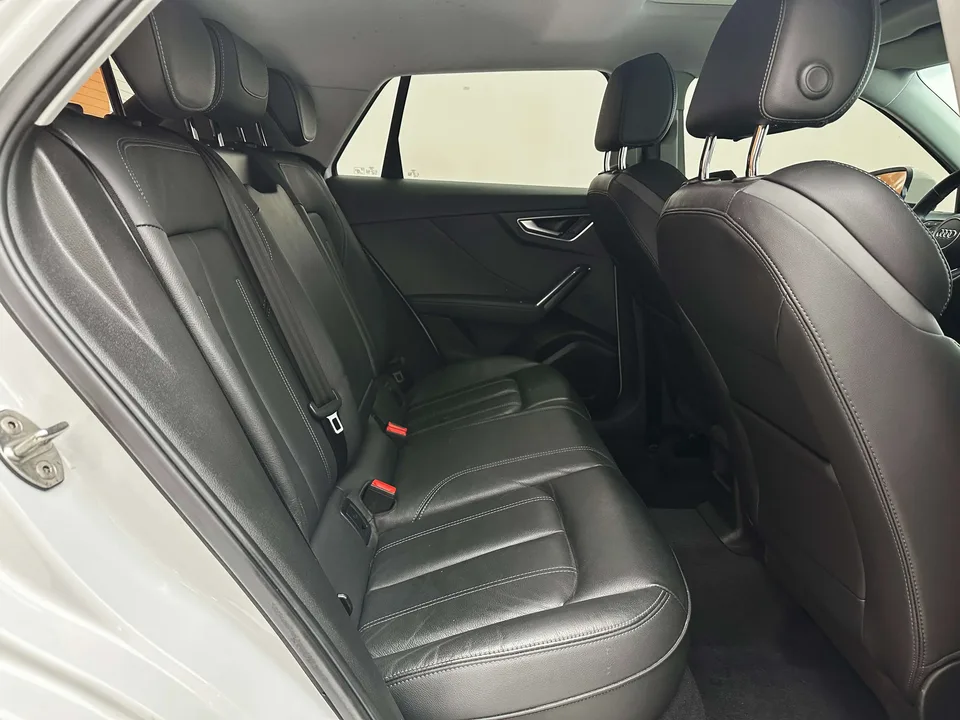 Audi Q2L Audi Q2L 2022 35 TFSI Fashion Dynamic Edition 2023 — миниатюра 5
