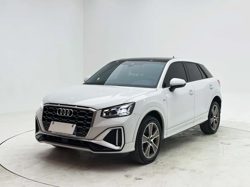 Audi Q2L Audi Q2L 2022 35 TFSI Fashion Dynamic Edition 2023 — фото 1, купить с доставкой в Москву