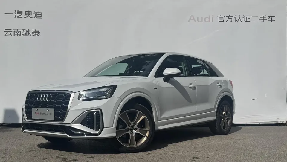 Audi Q2L 2025