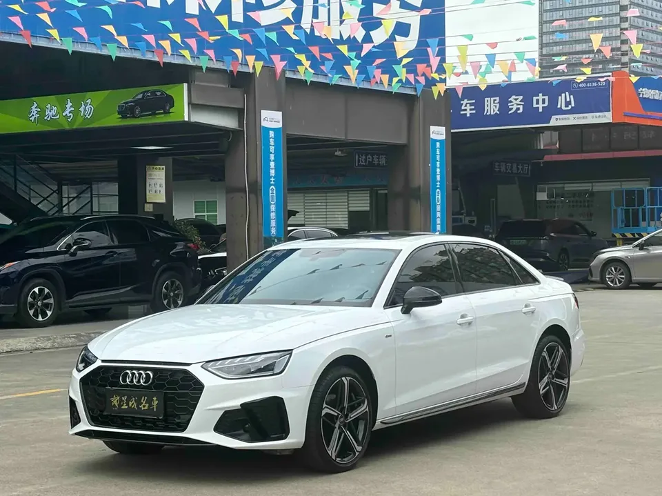 Audi a4 l 2025