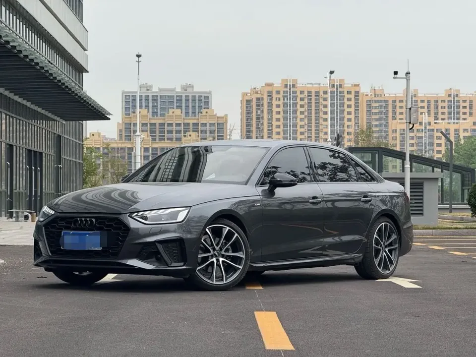 Audi a4 l 2023