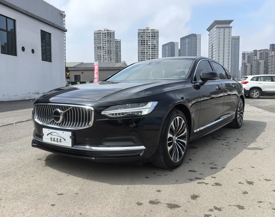 Volvo S90 2022
