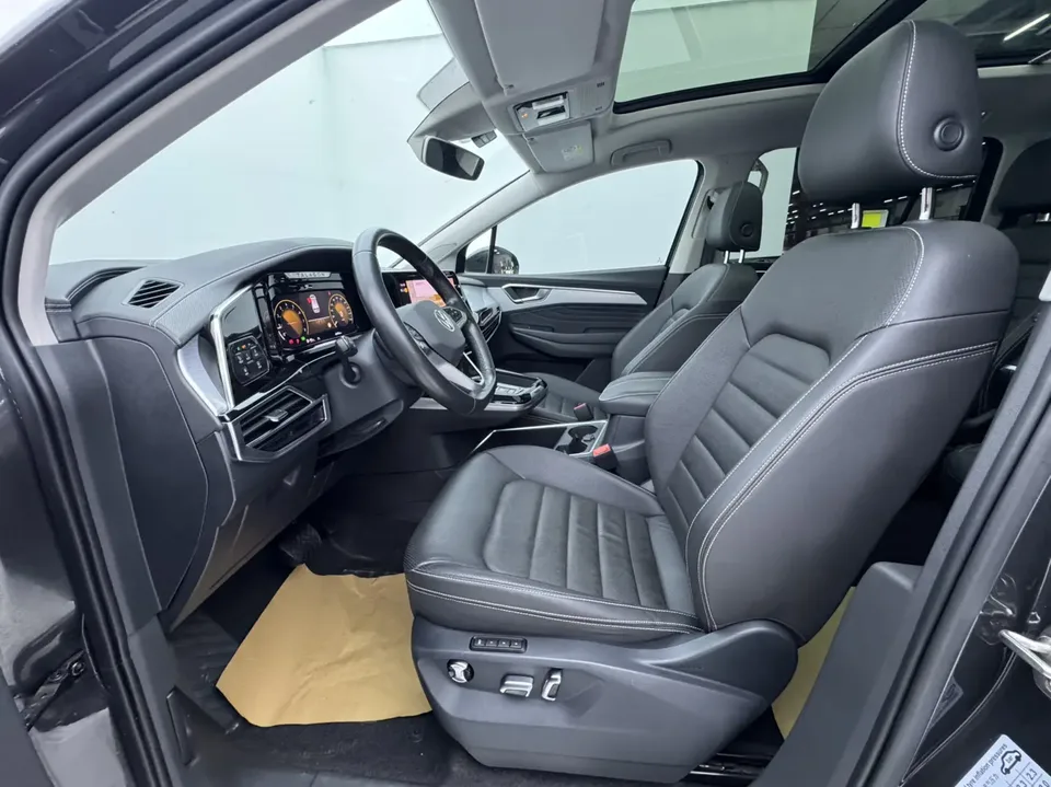 Volkswagen Talagon Lan Jing 2022 380TSI 4WD Luxury Premium Edition Pro 6 Seaters 2022 — thumbnail 4