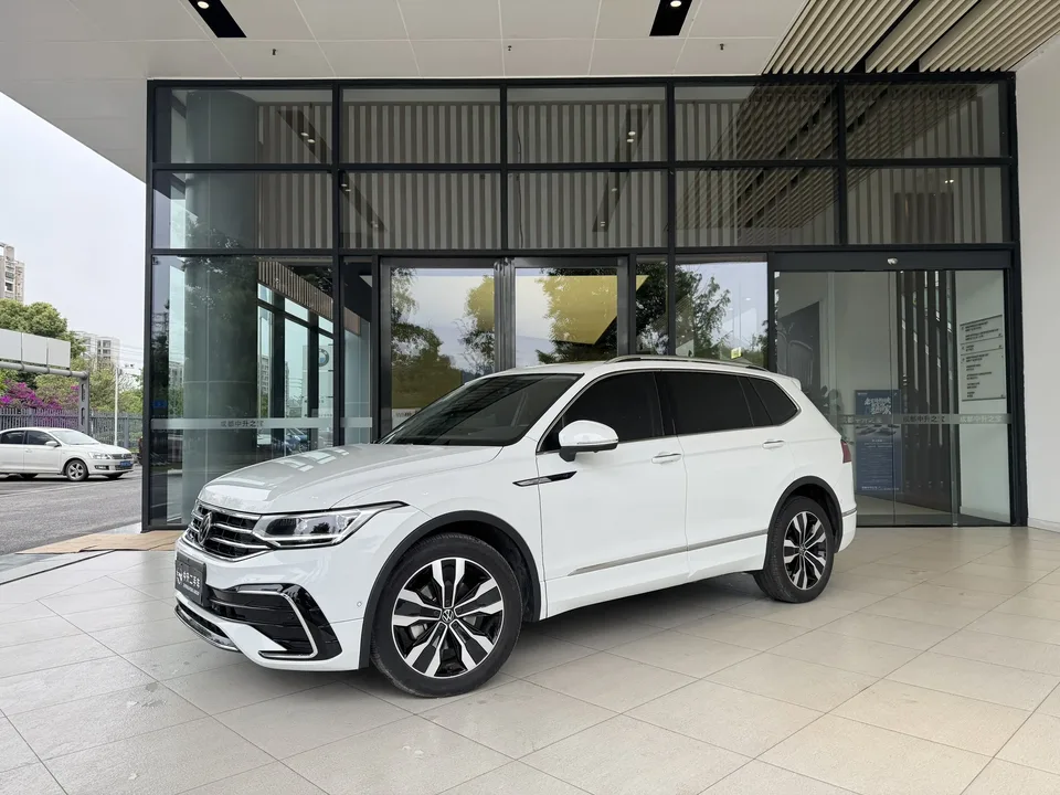 Volkswagen Tiguan L 2024