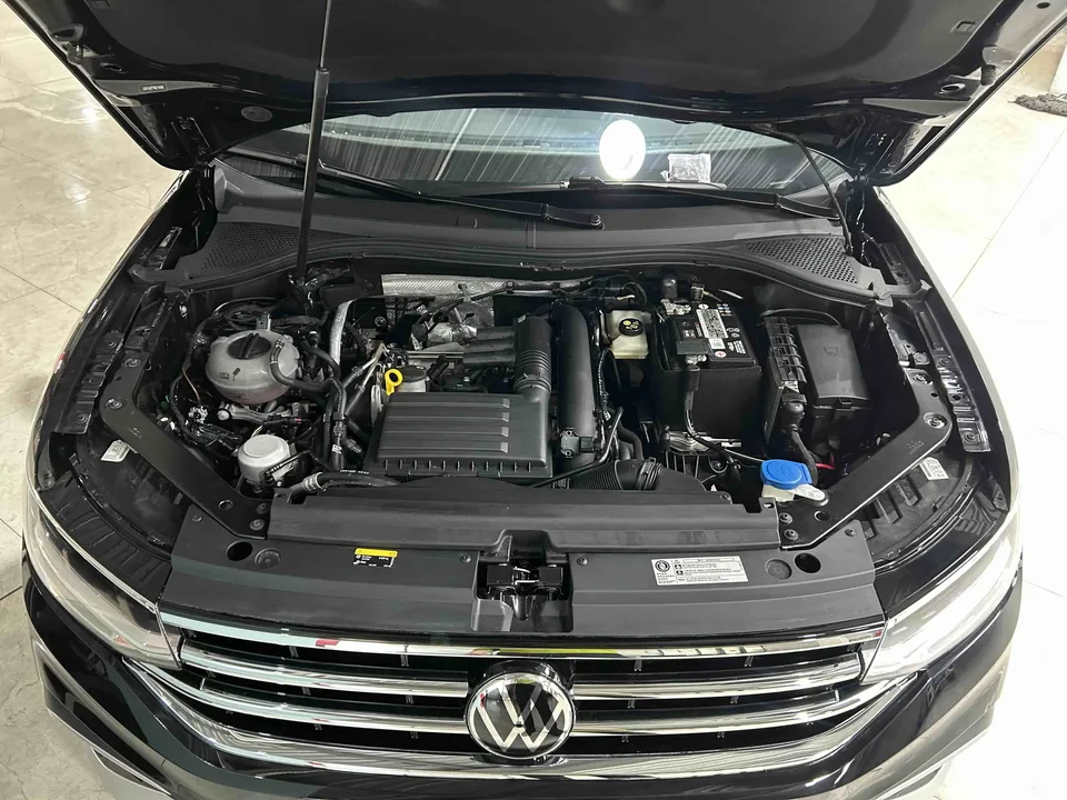 Volkswagen Tiguan L Tiguan L 2023 280TSI Chaochuang Limited Edition 2023 — миниатюра 2