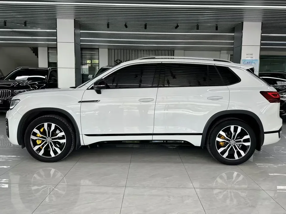 Volkswagen Tayron Tanyue 2022 380TSI four-wheel drive R-Line intelligent version 2022 — миниатюра 4