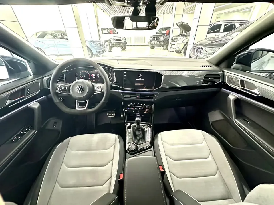 Volkswagen Tayron Tanyue 2022 380TSI four-wheel drive R-Line intelligent version 2022 — миниатюра 5