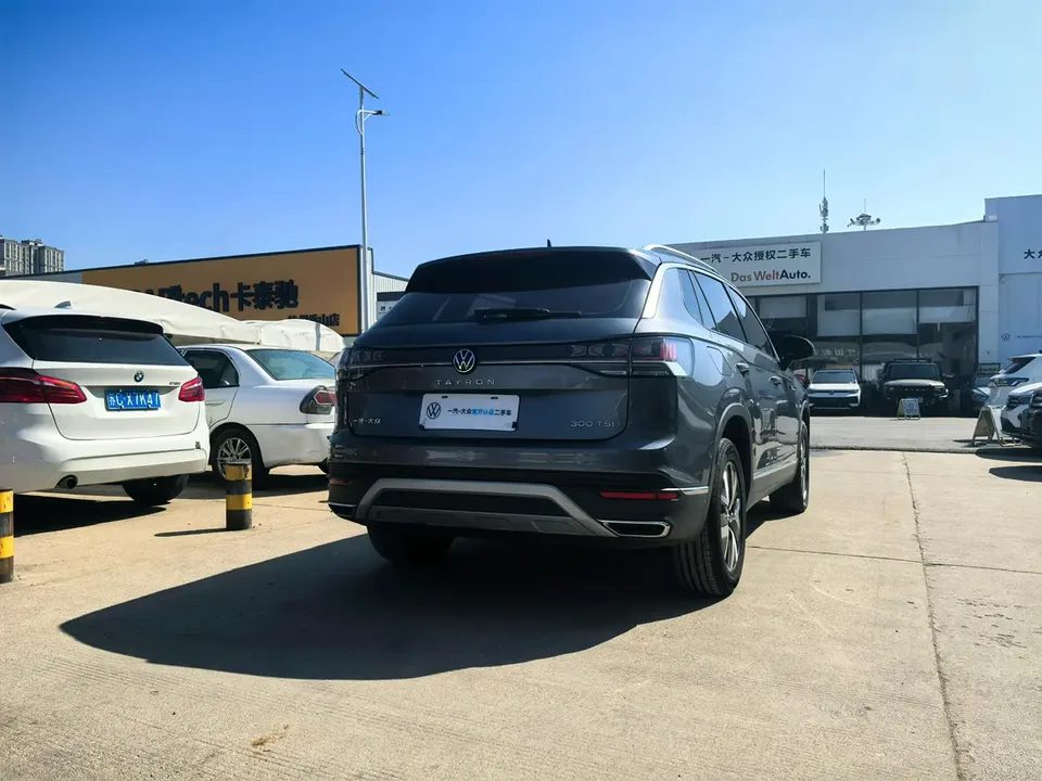 Volkswagen Tayron 300TSI 2WD Luxury Plus Advanced Edition 2024 — миниатюра 5
