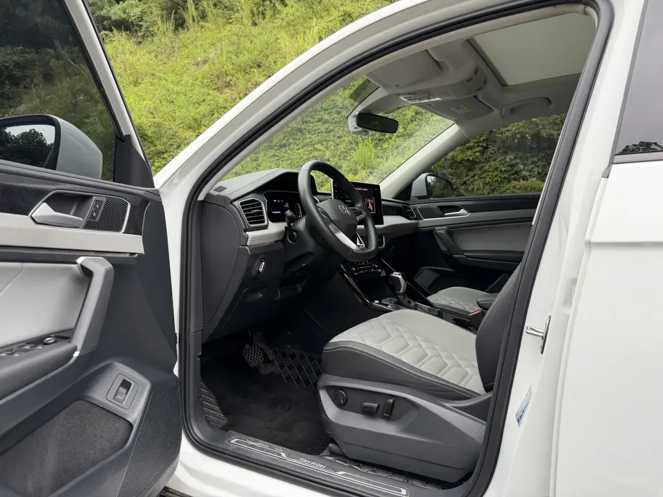 Volkswagen Tayron Tanyue 2024 330TSI 2WD Luxury Plus Advanced Edition 2024 — миниатюра 3