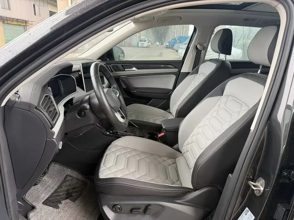 Volkswagen Tayron Tanyue 2023 330TSI 2WD Luxury Plus Advanced Edition 2023 — миниатюра 5