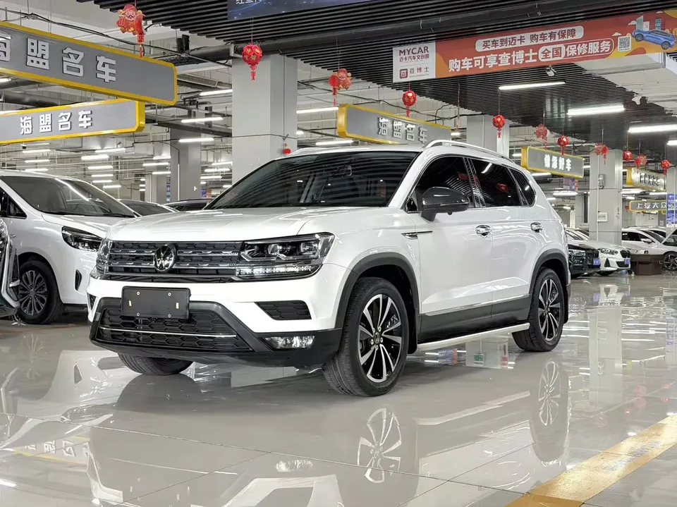 Volkswagen Tharu 280TSI 2WD Luxury Edition 2023 — фото 1, купить с доставкой в Москву