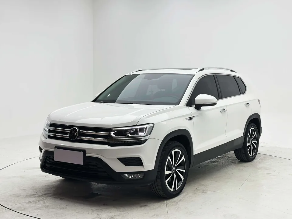 Volkswagen Tharu 280TSI 2WD Luxury Edition 2023 — фото 1, купить с доставкой в Москву