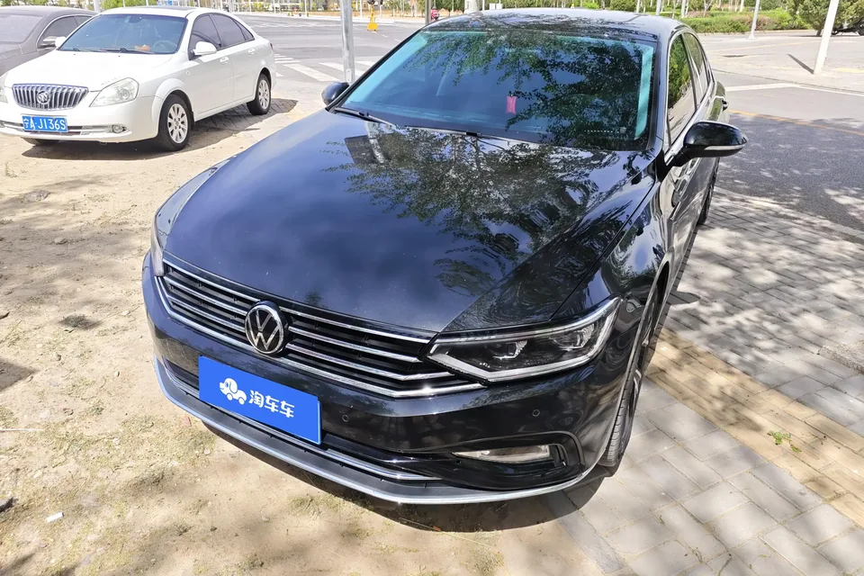 Volkswagen Magotan 2023