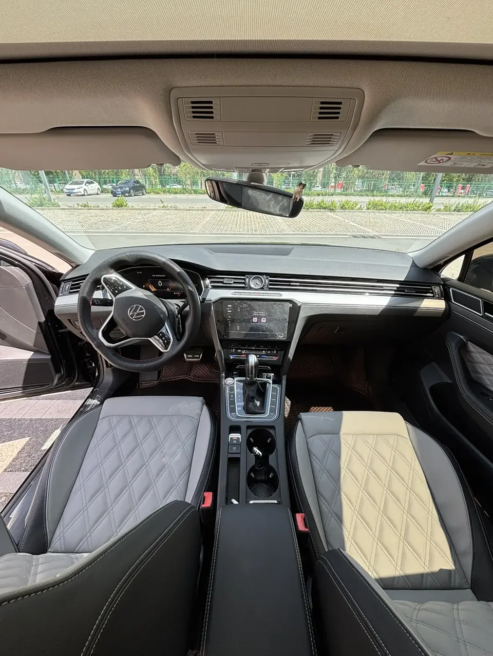 Volkswagen Magotan facelift model 280TSI DSG luxury model 2025 — миниатюра 3