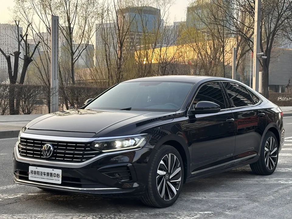 Volkswagen Passat 2022