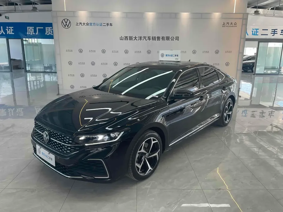 Volkswagen Passat 2024