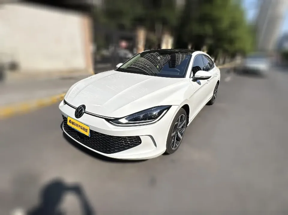 Volkswagen Lamando Lingdu 2025 Lingdu L 280TSI DSG Cool Edition 2025 — фото 1, купить с доставкой в Москву