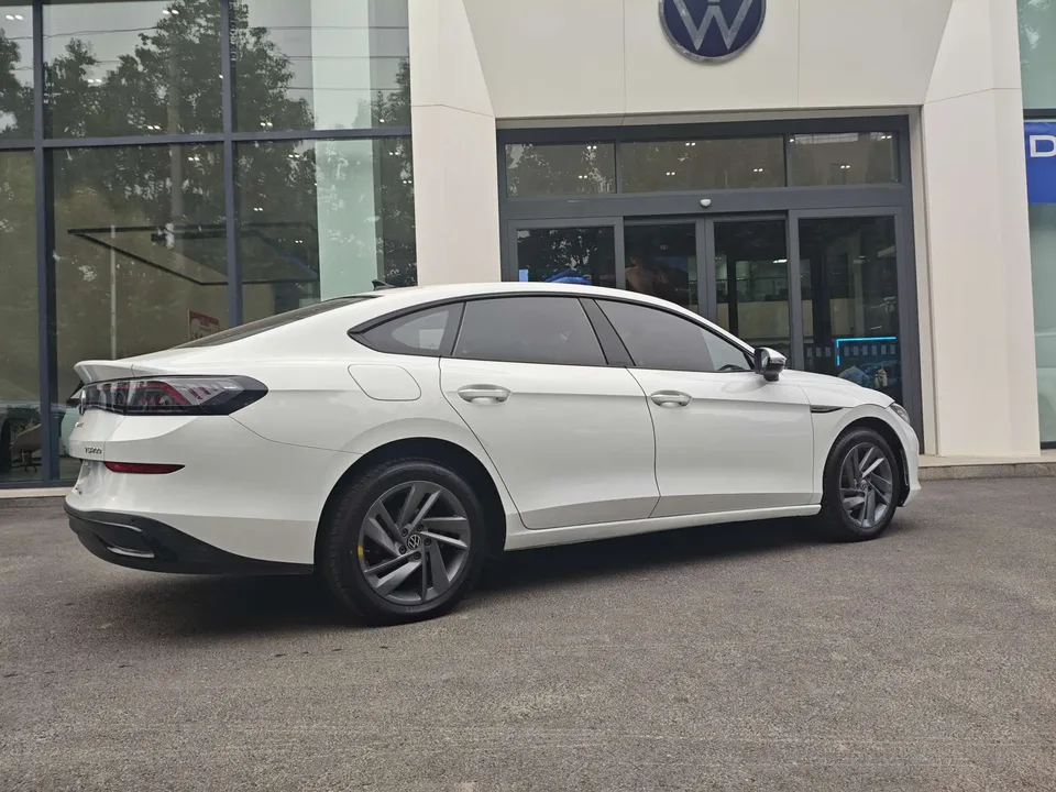 Volkswagen Lamando Lingdu 2024 Lingdu L 200TSI DSG Hot Edition 2024 — миниатюра 4