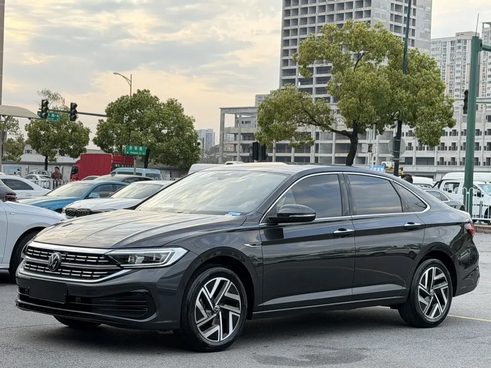 Volkswagen Sagitar 2023