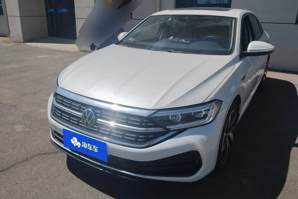 Volkswagen Sagitar 2024